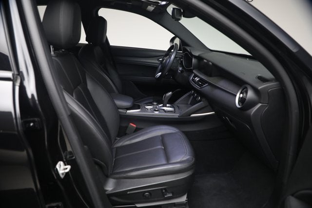 2022 Alfa Romeo Stelvio TI