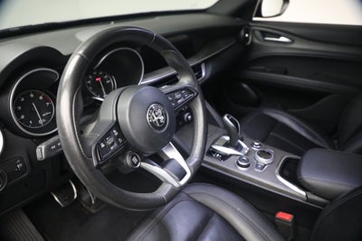 2022 Alfa Romeo Stelvio TI
