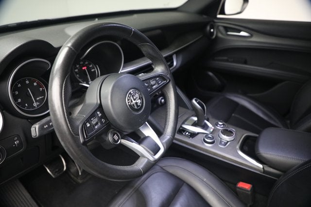 2022 Alfa Romeo Stelvio TI