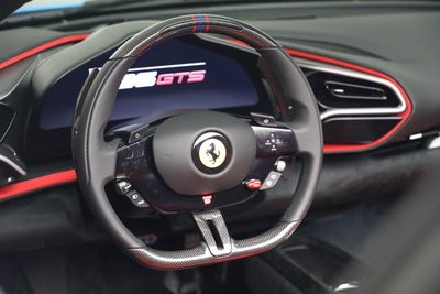 2025 Ferrari 296 GTS Base