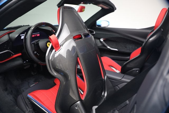 2025 Ferrari 296 GTS Base