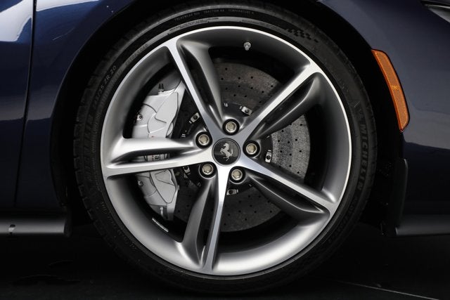 2024 Ferrari 296 GTS Base