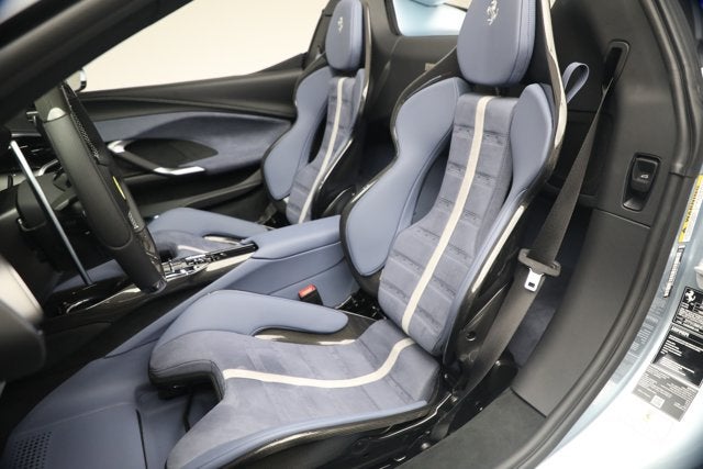 2026 Ferrari 296 GTS Base
