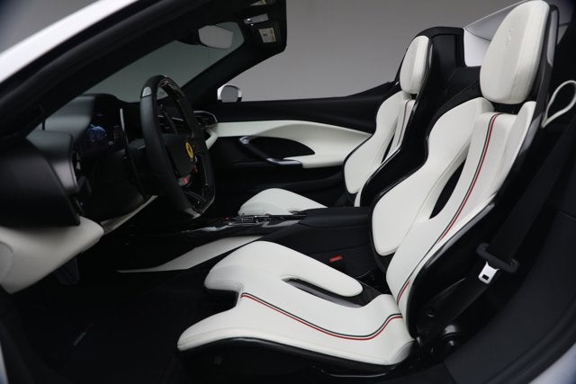 2025 Ferrari 296 GTS Base