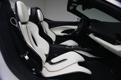 2025 Ferrari 296 GTS Base