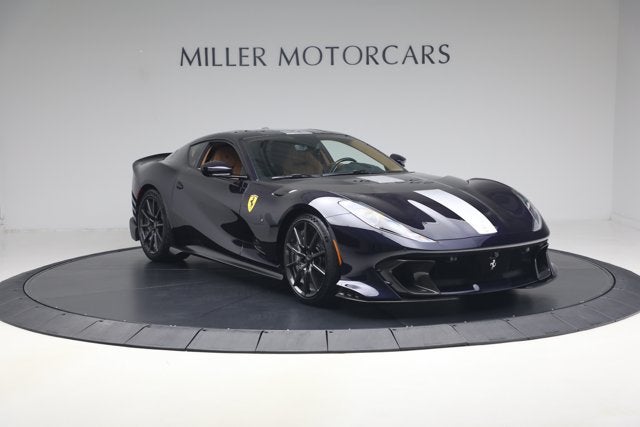 2022 Ferrari 812 Competizione Base