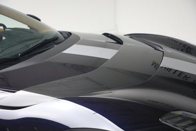 2022 Ferrari 812 Competizione Base