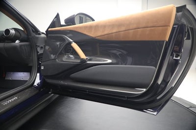 2022 Ferrari 812 Competizione Base