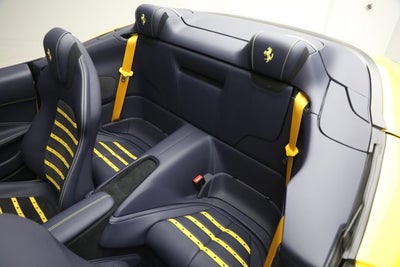 2025 Ferrari Roma Spider Base