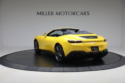 2025 Ferrari Roma Spider Base