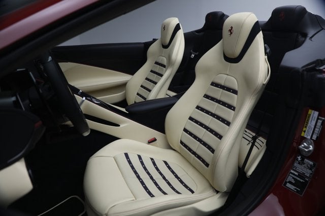 2025 Ferrari Roma Spider Base