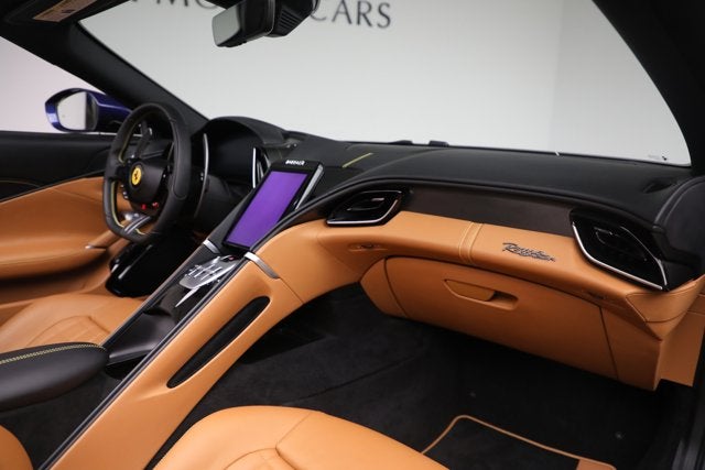 2025 Ferrari Roma Spider Base