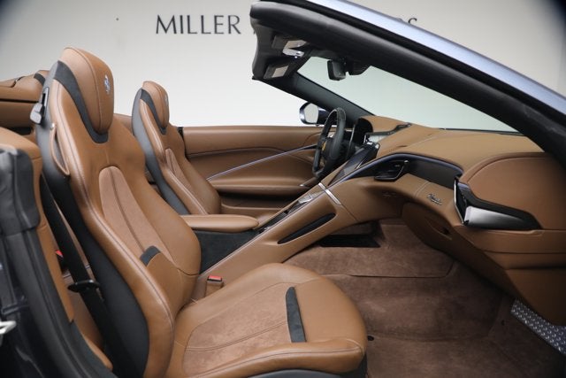 2025 Ferrari Roma Spider Base