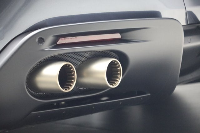 2025 Ferrari Roma Spider Base