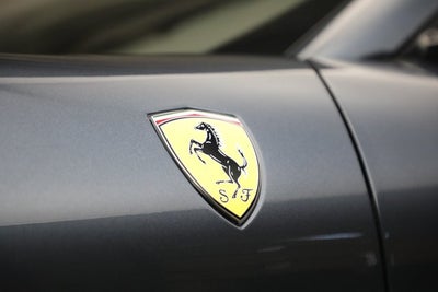 2025 Ferrari Roma Spider Base