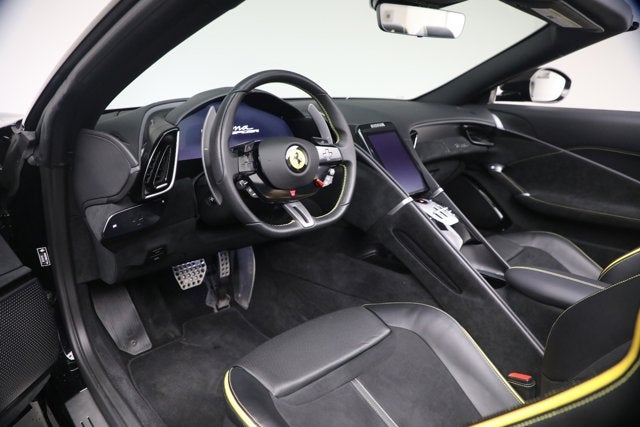 2025 Ferrari Roma Spider Base