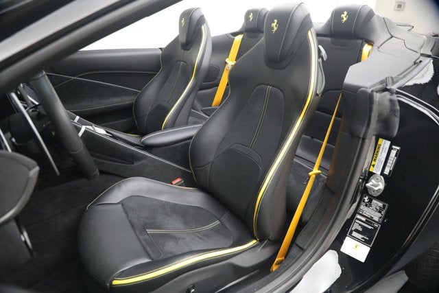 2025 Ferrari Roma Spider Base