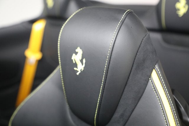 2025 Ferrari Roma Spider Base