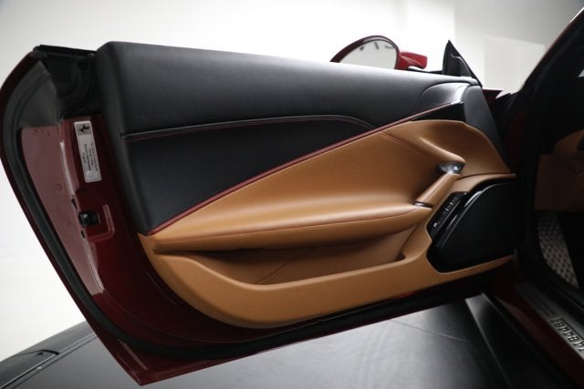 2024 Ferrari Roma Spider Base