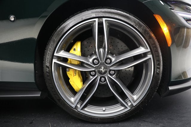 2025 Ferrari Roma Spider Base