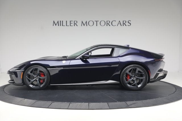 2025 Ferrari 12Cilindri Base