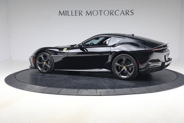 2025 Ferrari 12Cilindri Base