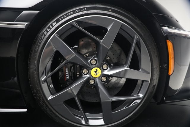 2025 Ferrari 12Cilindri Base