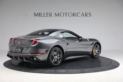 2017 Ferrari California T Base