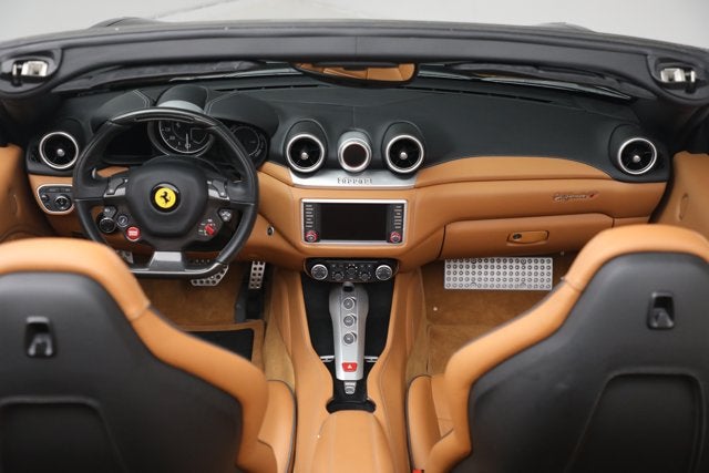 2017 Ferrari California T Base