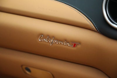 2017 Ferrari California T Base