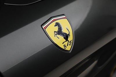 2017 Ferrari California T Base