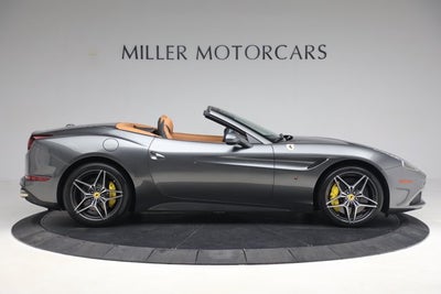 2017 Ferrari California T Base