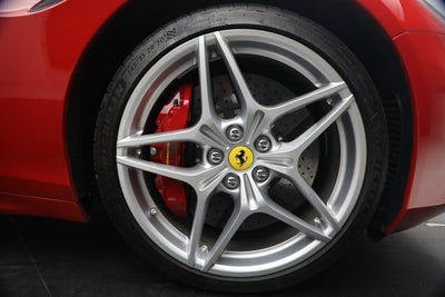 2017 Ferrari California T Base