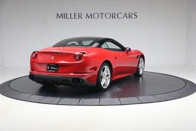 2017 Ferrari California T Base