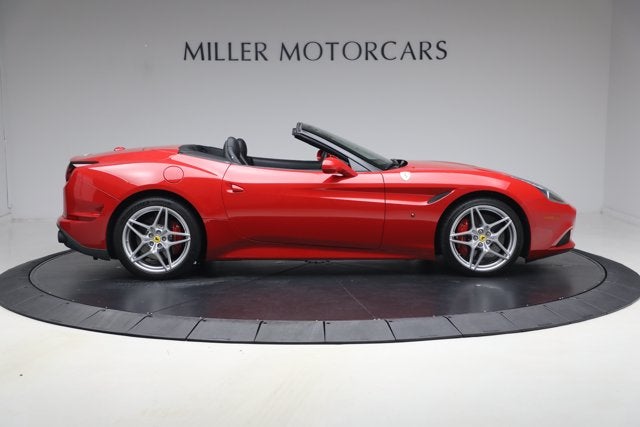 2017 Ferrari California T Base