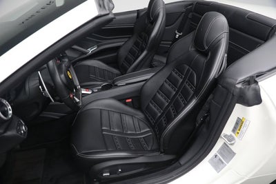 2017 Ferrari California T Base
