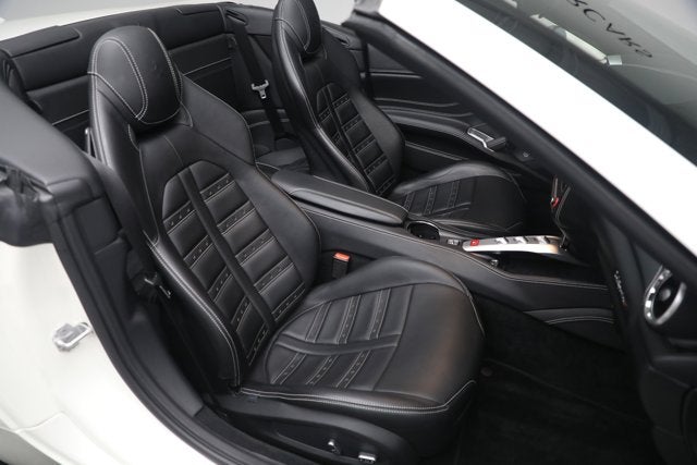 2017 Ferrari California T Base