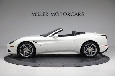 2017 Ferrari California T Base