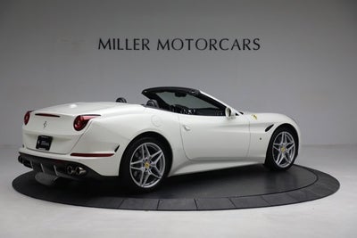 2017 Ferrari California T Base