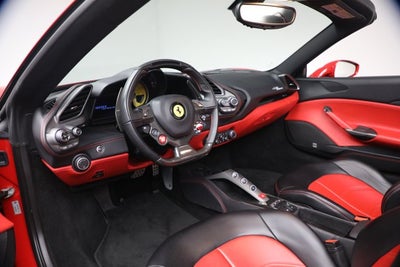 2019 Ferrari 488 Spider Base