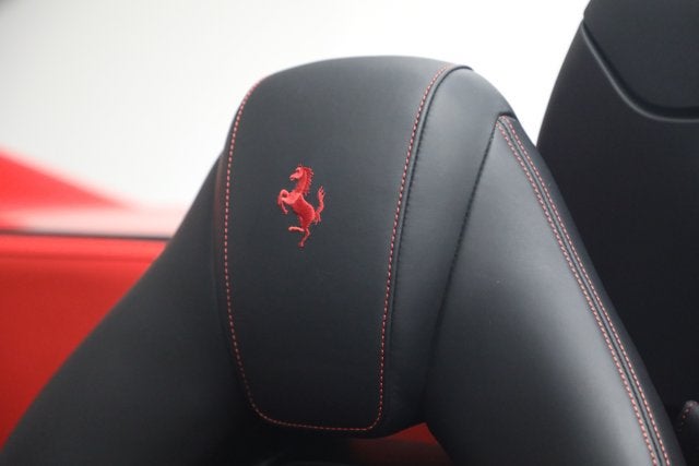 2019 Ferrari 488 Spider Base