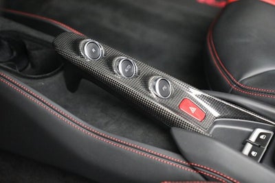 2021 Ferrari F8 Spider Base