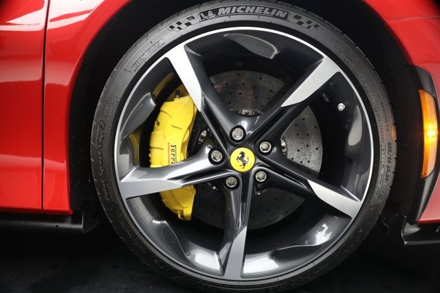 2023 Ferrari SF90 Stradale Base