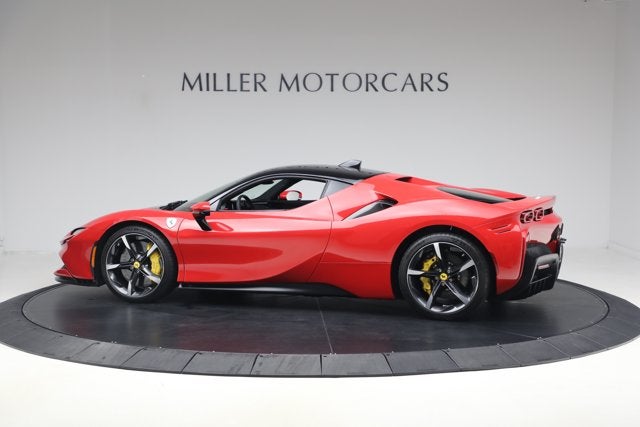 2023 Ferrari SF90 Stradale Base