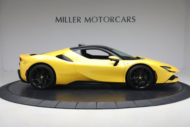 2023 Ferrari SF90 Stradale Base