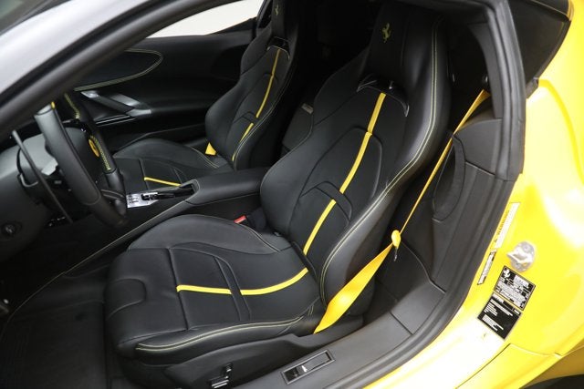 2023 Ferrari SF90 Stradale Base