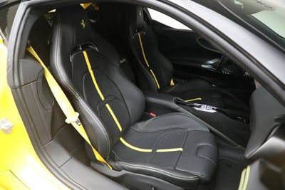 2023 Ferrari SF90 Stradale Base