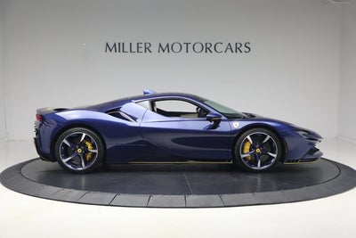2023 Ferrari SF90 Stradale Base