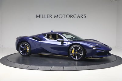 2023 Ferrari SF90 Stradale Base