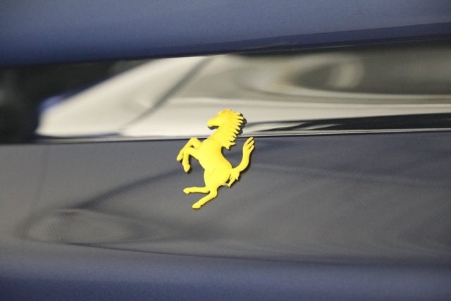 2023 Ferrari SF90 Stradale Base